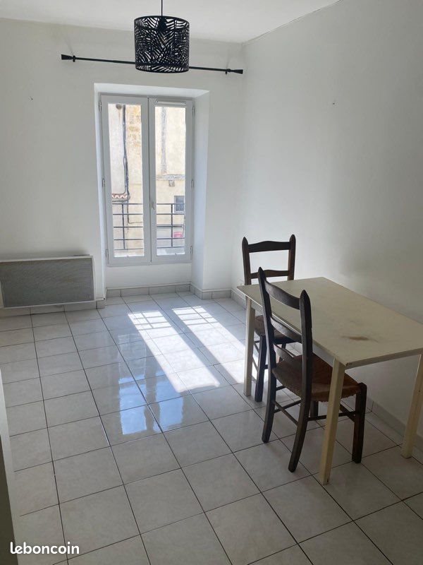 Appartement à louer, 48m², Condom