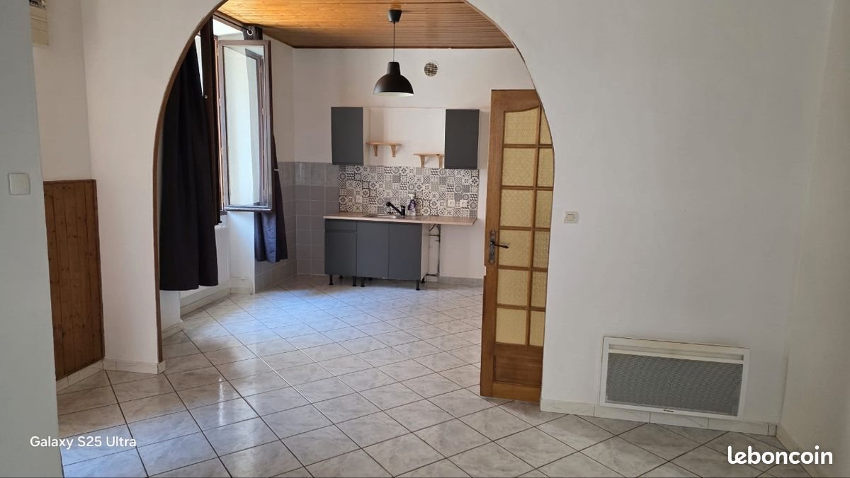 Maison à louer, 90m², Livet-et-Gavet