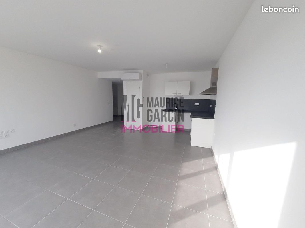 Appartement à louer, 55m², Monteux