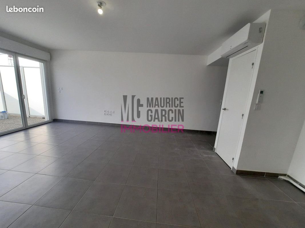 Appartement à louer, 55m², Monteux