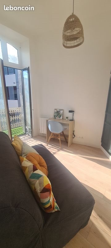 Appartement à louer, 30m², Nîmes