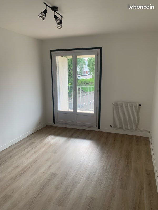 Appartement à louer, 57m², Pourrain