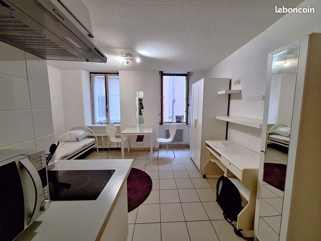 Appartement à louer, 21m², Tournon-sur-Rhône