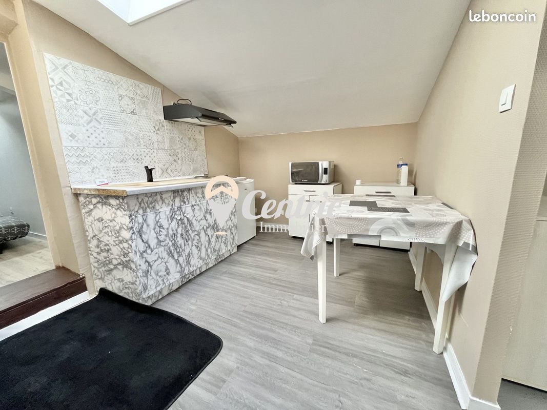 Appartement à louer, 25m², Bressuire