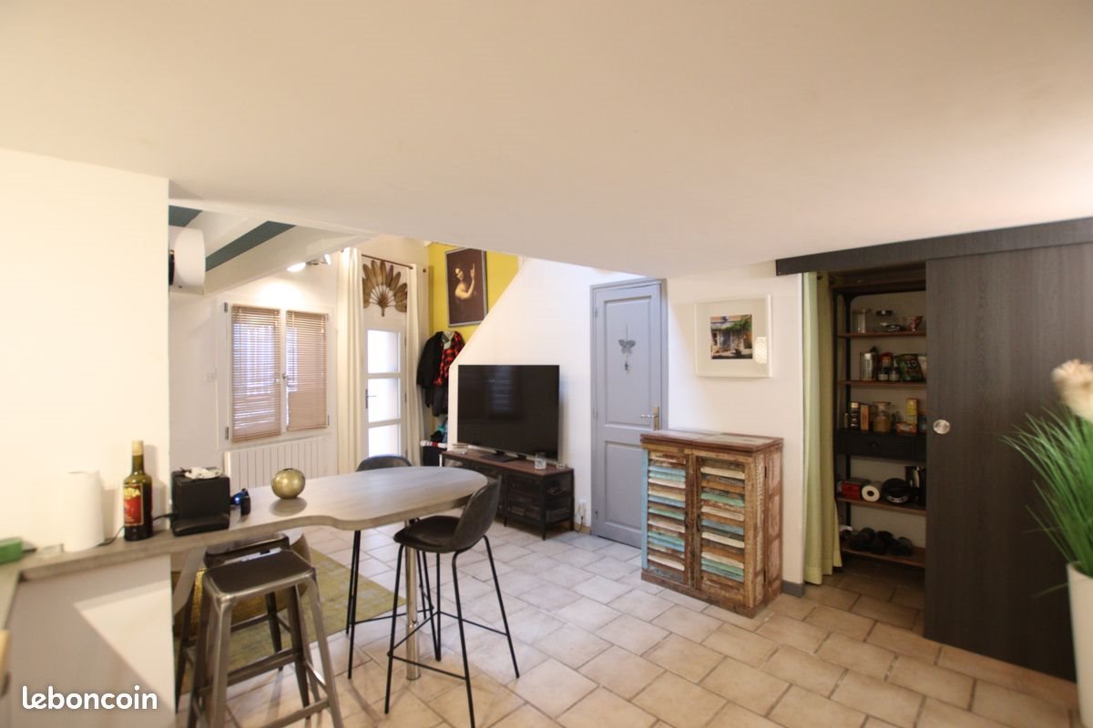 Maison à louer, 74m², Lambesc