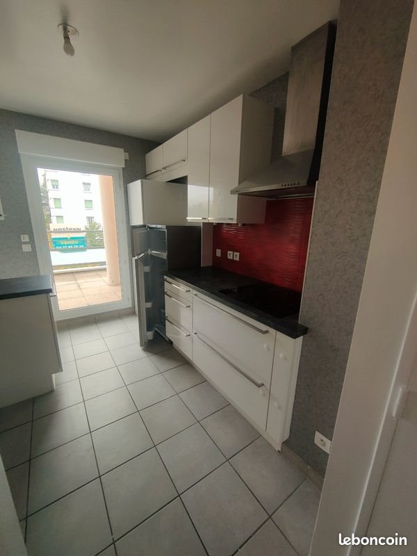Appartement à louer, NaNm², Saint-Etienne