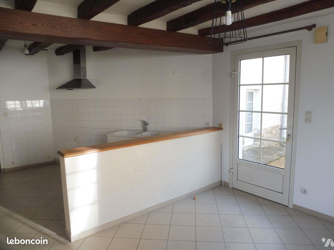 Maison à louer, 68m², Blou
