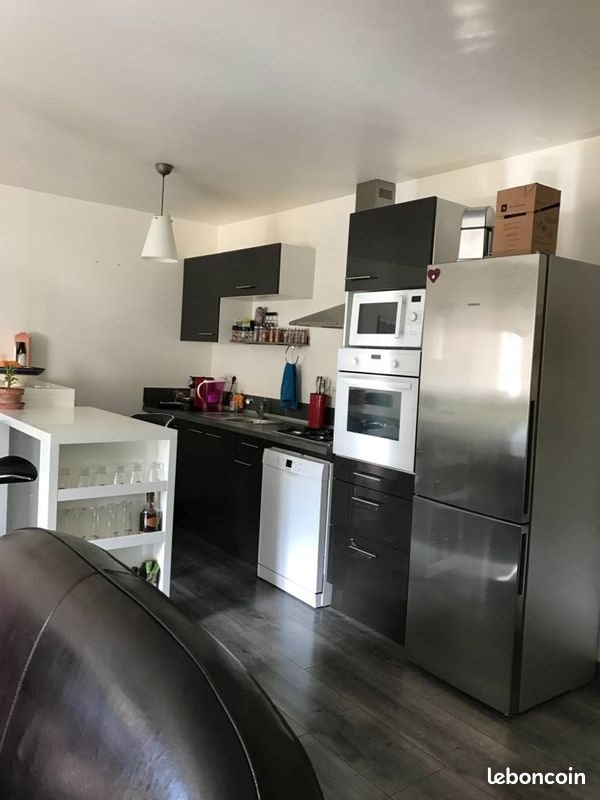 Appartement à louer, 67m², Saint-Saturnin-lès-Avignon