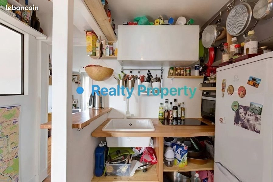 Appartement à louer, 27m², Paris 18ème
