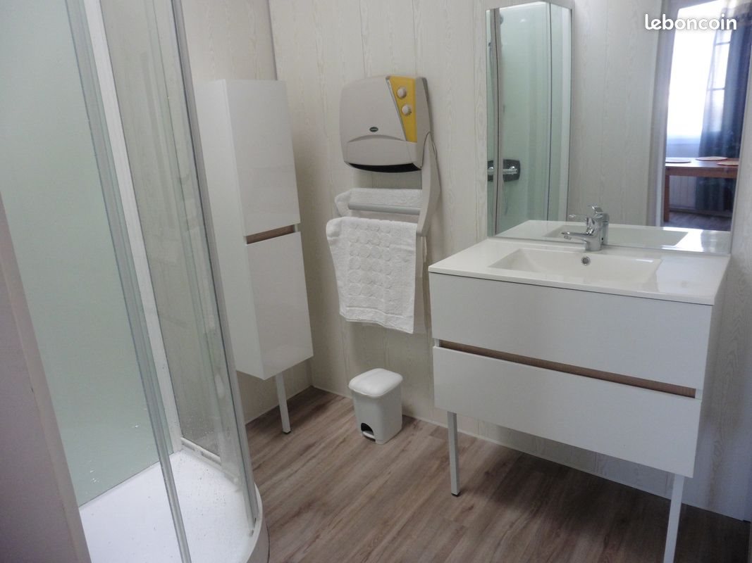 Maison à louer, 67m², Cléden-Poher