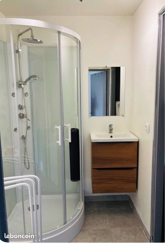 Appartement à louer, 35m², Esparron