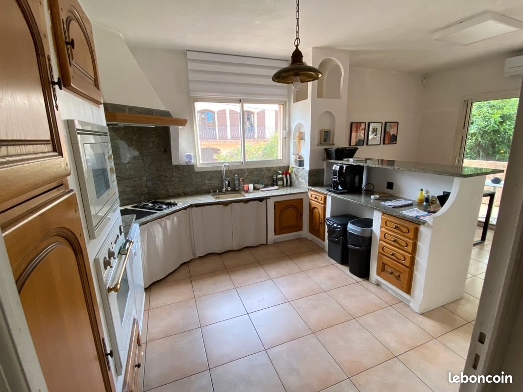 Maison à louer, 180m², Perpignan