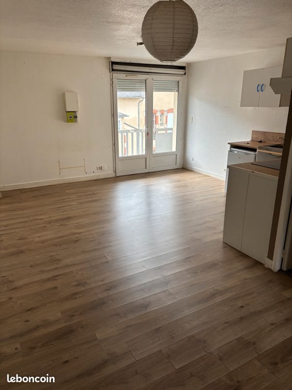 Appartement à louer, 50m², Aurillac