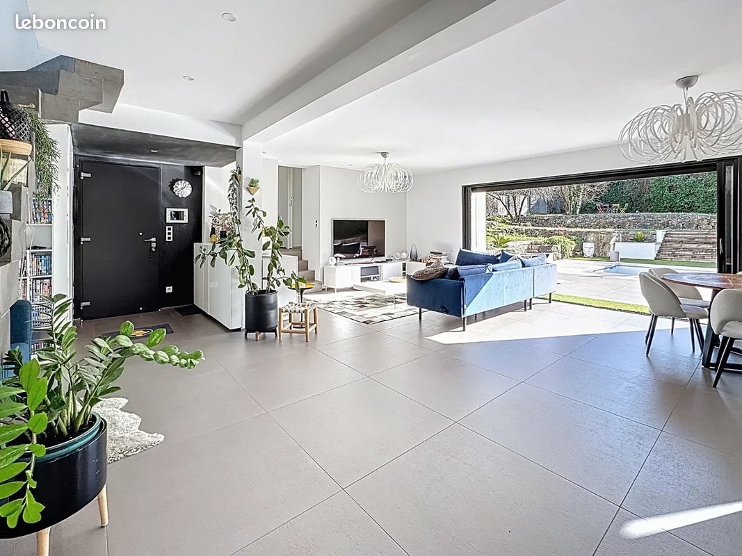 Maison à vendre, 140m², Mouans-Sartoux