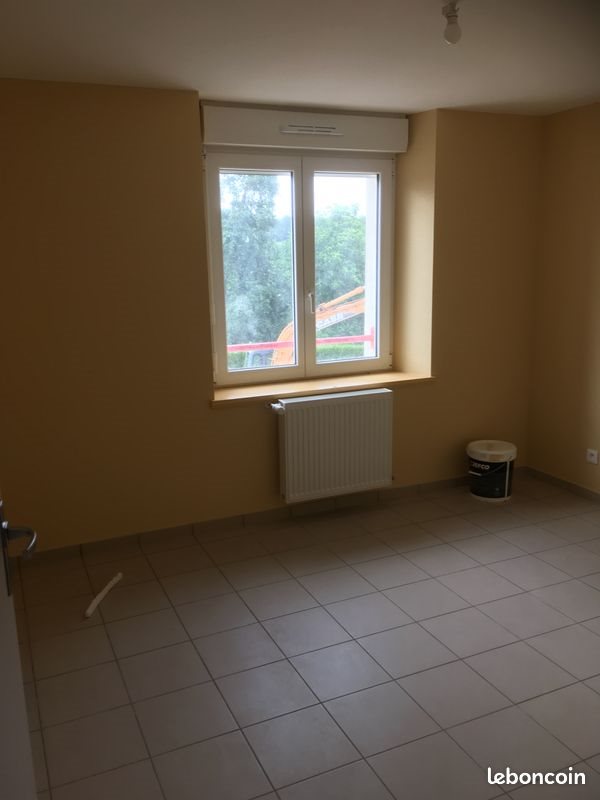 Appartement à louer, 71m², Lyoffans