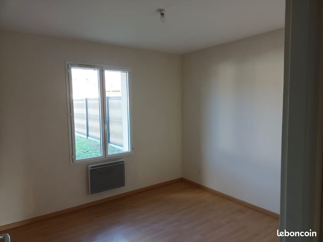 Maison à louer, 80m², Chef-Boutonne