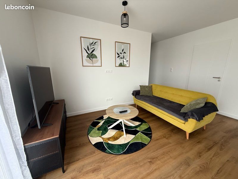 Maison à louer, 70m², Salleboeuf