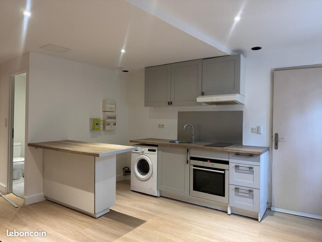 Appartement à louer, 26m², Milhaud