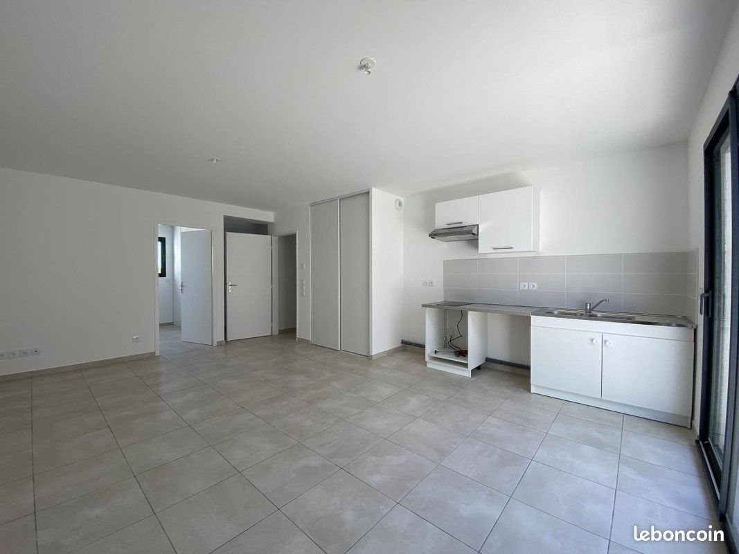 Appartement à louer, 45m², Aimargues