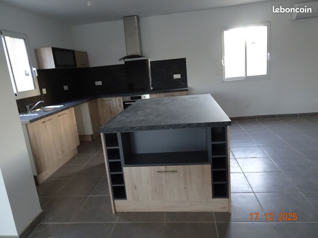 Maison à louer, 104m², Souvignargues