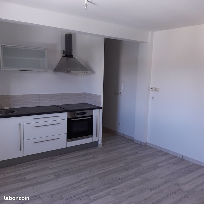 Appartement à louer, 45m², Saint-Marcel-lès-Valence