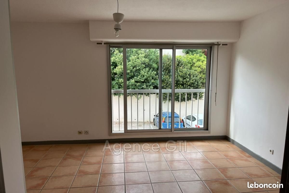Appartement à louer, 27m², Hyères