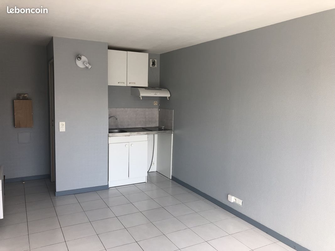 Appartement à louer, 18m², La Rochelle