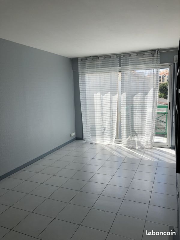 Appartement à louer, 18m², La Rochelle