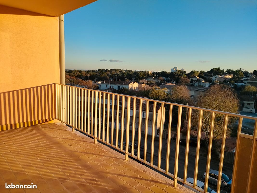 Appartement à louer, 39m², Nîmes