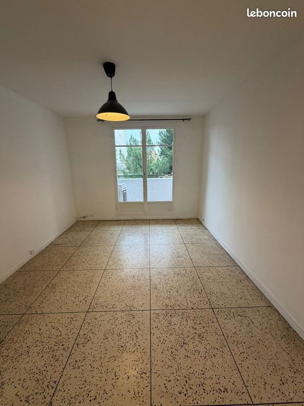 Appartement à louer, 33m², Marseille 9ème