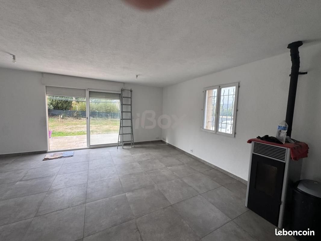 Maison à louer, 100m², Forcalqueiret