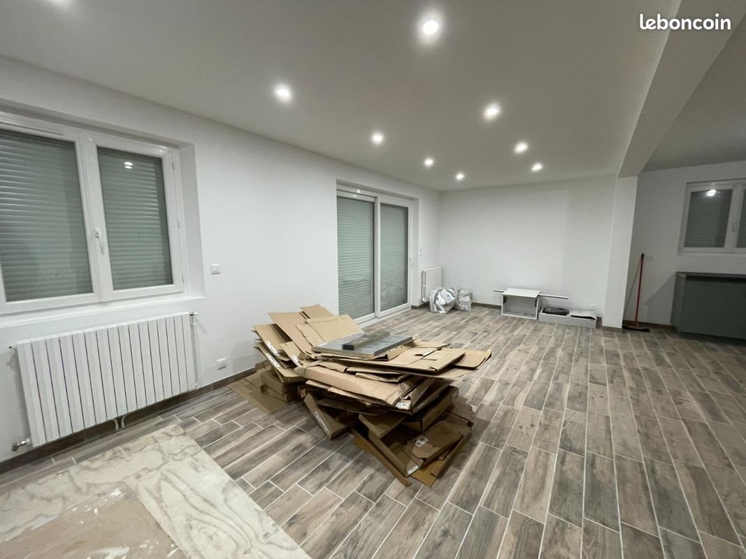Maison à louer, 89m², Bernienville