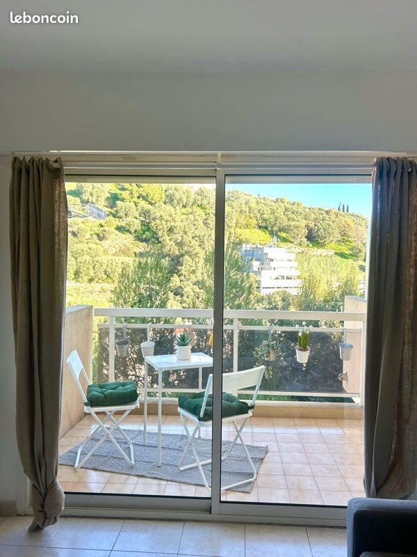 Appartement à louer, 19m², Nice