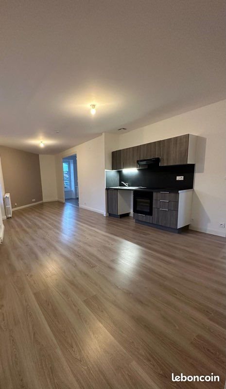 Appartement à louer, 85m², Parent