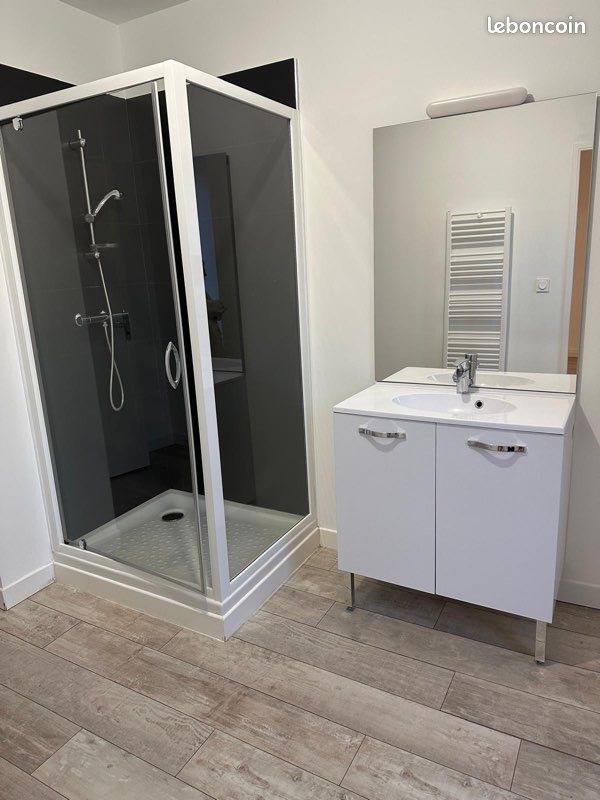 Appartement à louer, 85m², Parent