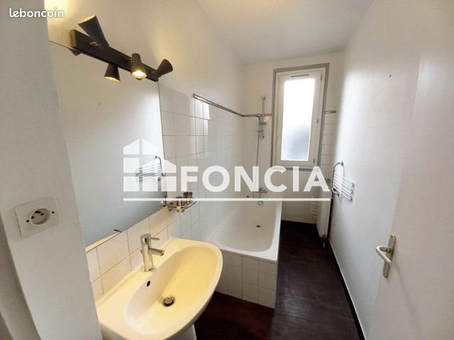 Appartement à louer, 77m², Grenoble