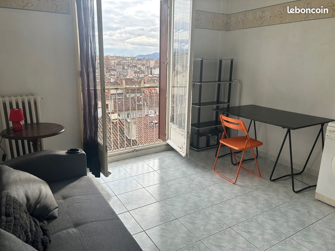 Appartement à louer, 18m², Marseille 1er