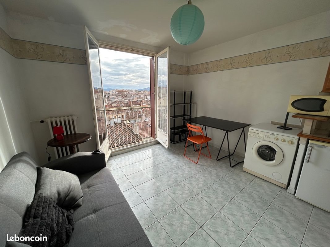 Appartement à louer, 18m², Marseille 1er