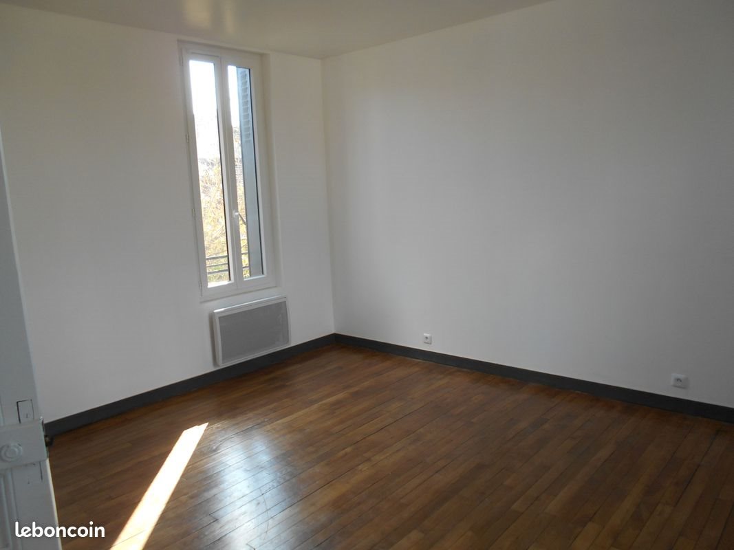 Maison à louer, 80m², Armeau