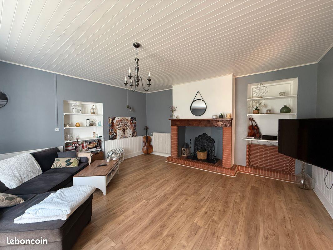 Maison à louer, 165m², Montesquieu