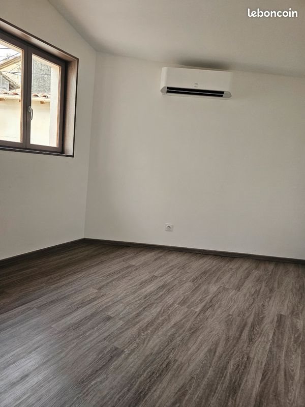 Appartement à louer, 57m², Bellegarde
