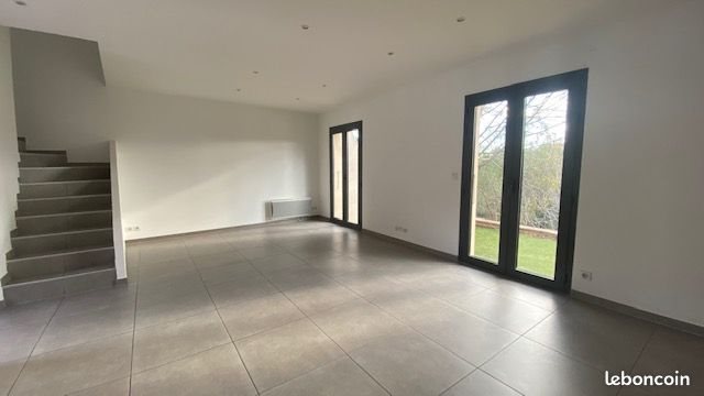 Maison à louer, 124m², Corbère