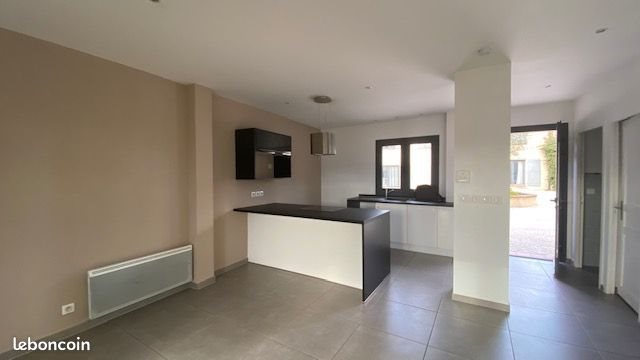 Maison à louer, 124m², Corbère