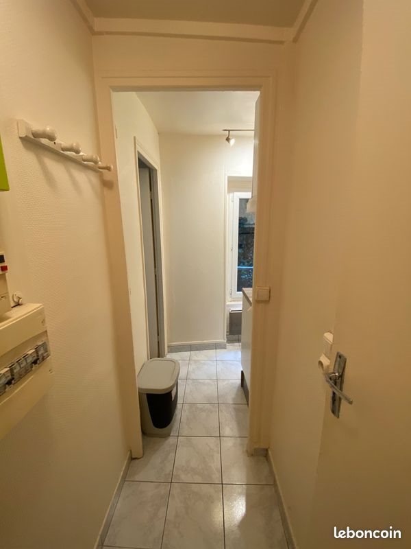 Appartement à louer, 19m², Paris 20ème