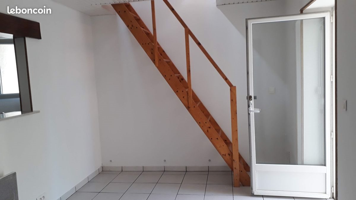 Appartement à louer, 42m², Salleboeuf