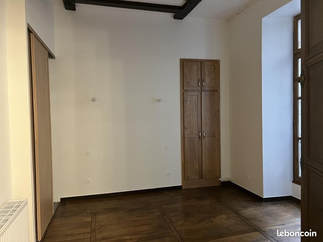Appartement à louer, 86m², Villefranche-de-Rouergue
