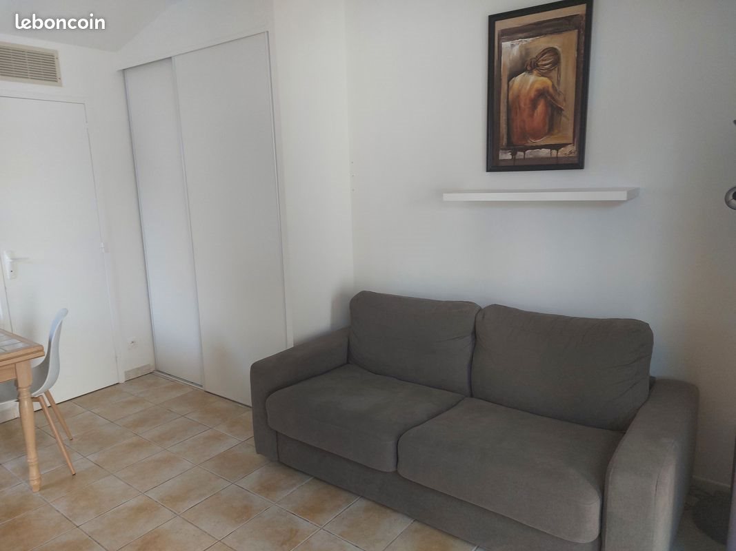 Appartement à louer, 20m², Saint-Victor-la-Coste