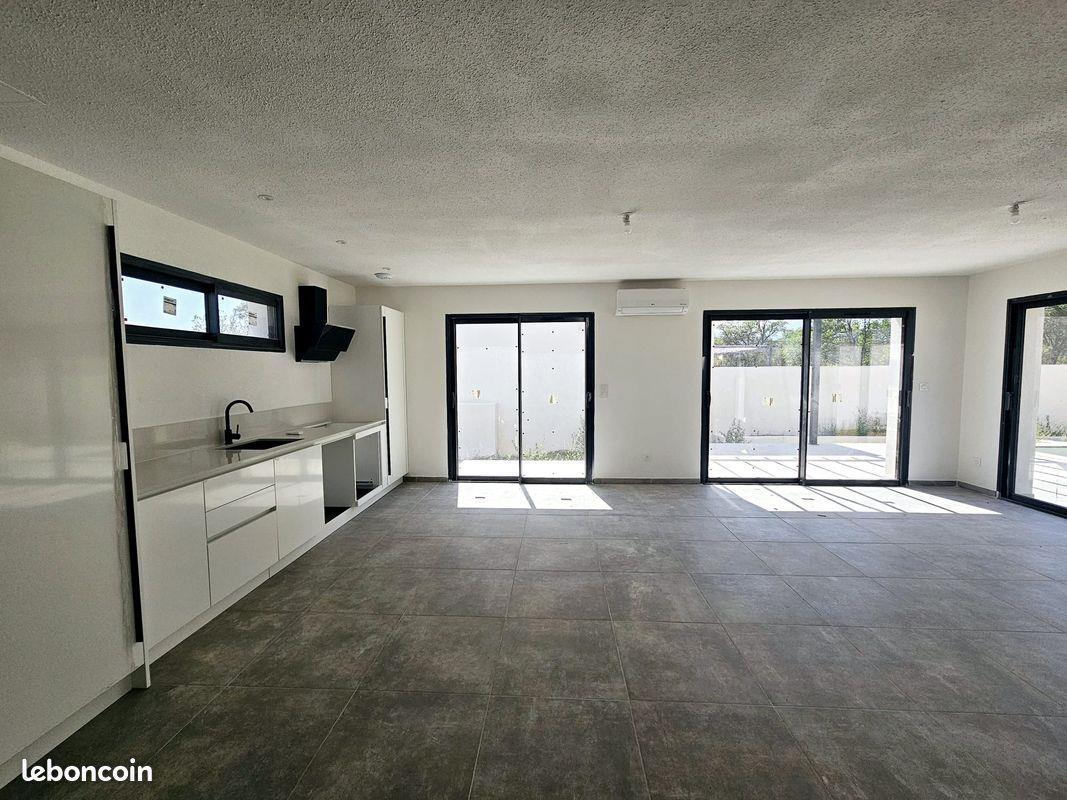 Maison à louer, 120m², Ghisonaccia