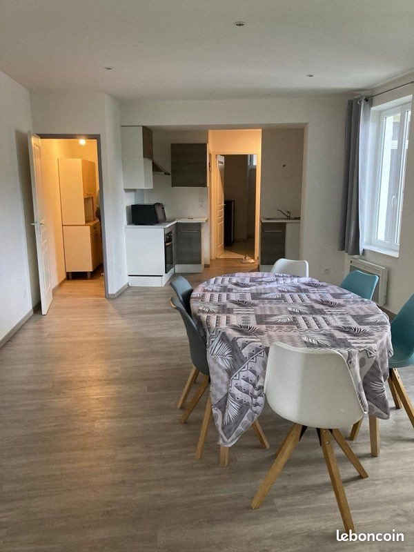 Appartement à louer, 70m², Amplepuis