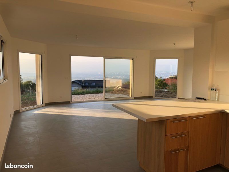 Maison à louer, 140m², Collonges-sous-Salève